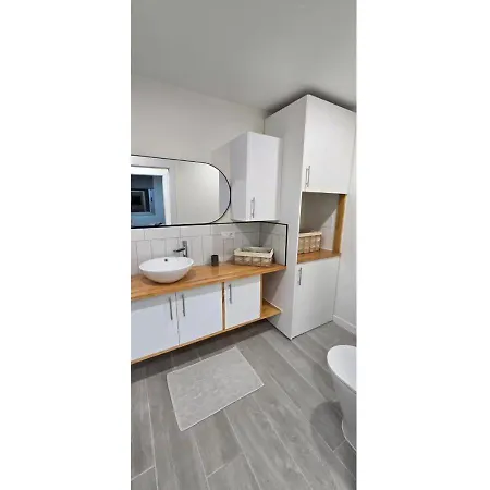 Apartamento Moderno Con Vistas En *
